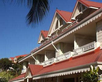 Residence Pierre & Vacances Premium les Tamarins - Sainte-Anne - Budova