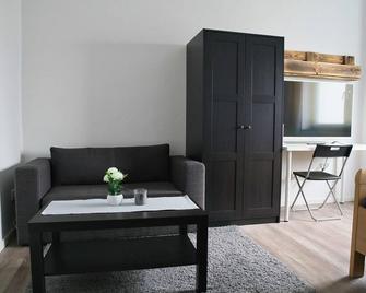 Heide Ferienwohnung Süd Nr-2 - Schneverdingen - Sala de estar