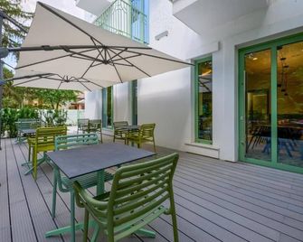 Luna Residence Villa - Timisoara - Patio