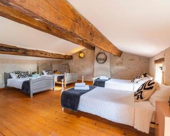 Le Grand Franc Gite Cosy Proche Tous Com - Tonnay Charenta - Habitación