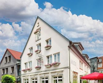 Hotel Müller Café & Wein - Mondholzhotel - Veitshöchheim - Edificio