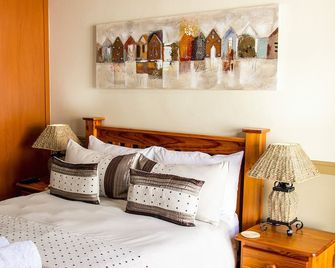 Victoria Heights B&B - George - Bedroom