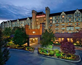 Renaissance Framingham Hotel & Conference Center - Framingham - Gebouw