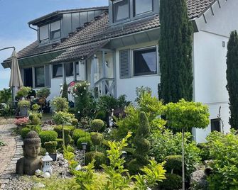 Ferienwohnung Christine - Hayingen - Vista del exterior
