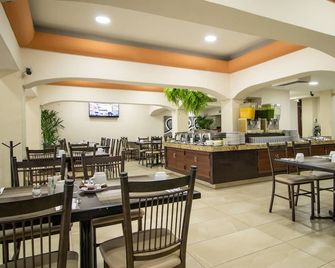 Howard Johnson by Wyndham Veracruz - Veracruz - Restaurante