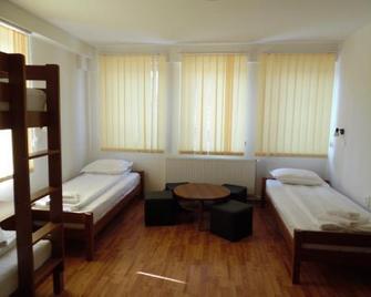 Hostel Septimia - Odorheiu - Habitación