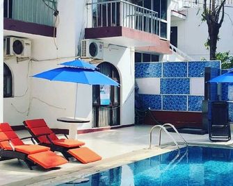 Athi Resorts - Bogmalo - Pool