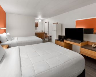 Howard Johnson by Wyndham Edson - Edson - Camera da letto