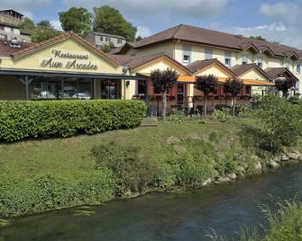 Hôtel Aster Restaurant Aux Arcades - Val-de-Briey - Edificio