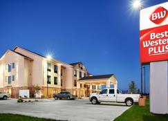 Best Western PLUS Stevens County Inn - Hugoton - Building