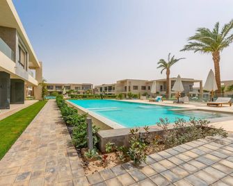 Vesta - Luxury Apt - 2br - Gcribs (II) - El Gouna - Zwembad