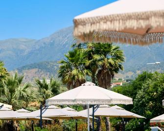 Rapo's Resort Hotel - Himarë