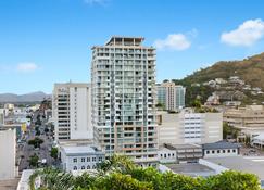 Property Vine - Dalgety Apartments - Townsville - Building