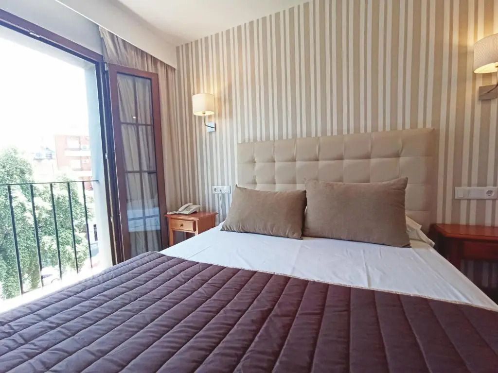 هوتل رامبلا إيميريتا