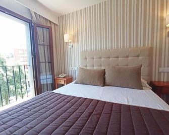 蘭布拉埃梅里塔酒店 - 美里達 - 梅里達 - 臥室