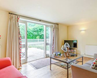 Coach House - Uk33307 - Eye - Living room