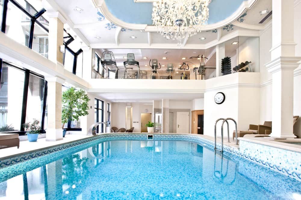 Queen's Court Hotel & Residence - Budapest - Pileta