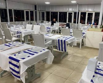 Avsa Marina Otel Yarim Pansiyon - Avşa - Restaurante