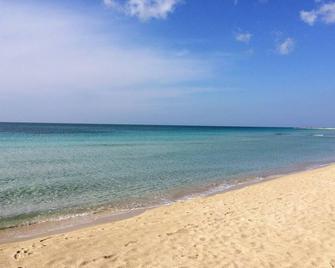 Casa Vacanza Calaluna - Lido Marini - Beach