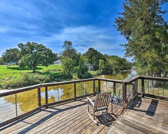 Spacious Glen Rose Home on Paluxy Riverfront - Glen Rose