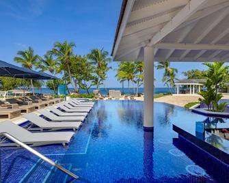 Royalton Grenada, An Autograph Collection Resort - Saint George's - Piscina