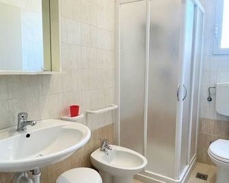 Bibione Pineda villa with private garden - Brussa
