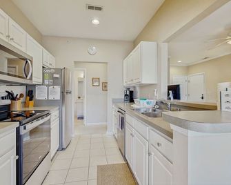 Creekwood - 400 Cascade Ln Unit# 418 - Rehoboth Beach - Cocina