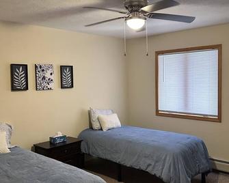 3 Bedroom 2 bath Town House in Horseheads - Horseheads