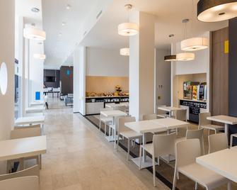 B&B Hotel Savona - Savona - Restaurant