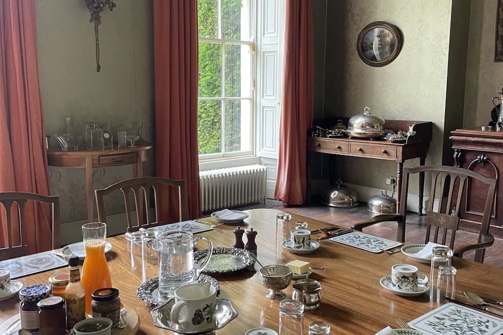 Lismacue House - Bansha - Dining room