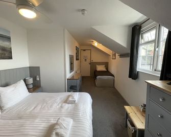 The Wight Mouse Inn - Ventnor - Bedroom