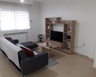 serres@home - Serres - Wohnzimmer