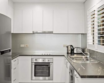 Cumbernauld #5 - Terrigal - Cocina