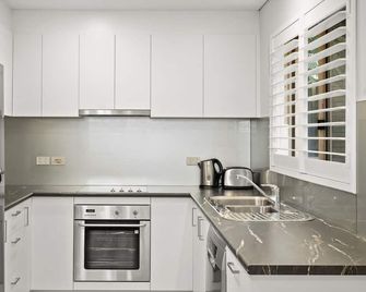 Cumbernauld #5 - Terrigal - Cocina