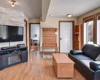 Bright Condo Near The Lake By Globalstay - Mont-Tremblant