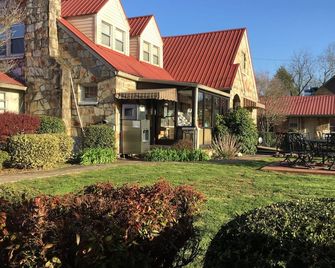 Phillips Historic Motel & Cottages - Robbinsville