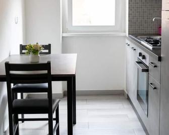 Casa Vacanze Il Traghetto - Lido di Ostia - Jadalnia
