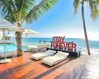 Lorena Ochoa - Corasol - Playa del Carmen - Uima-allas