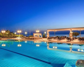 Melia Istrian Villas For Plava Laguna - Umag - Pool