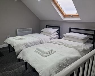Impeccable 3-Bed Apartment in Bradford to explore - Bradford - Chambre