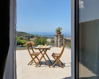 Agriturismo La Peppina - Sorrento - Balcón