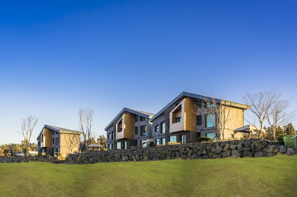 The Jun Pension Jeju