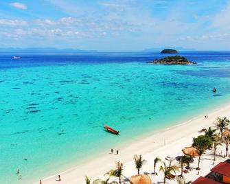 Zodiac Seesun Resort - Ko Lipe - Playa