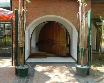 The Landmark Boutique Hotel - Blantyre - Venkovní prostory