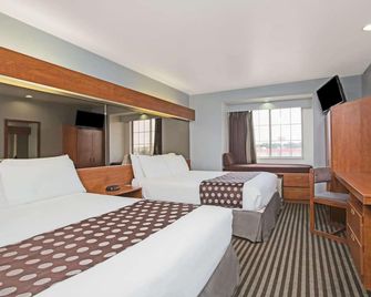 Microtel Inn & Suites by Wyndham Garland/Dallas - Garland - Ložnice