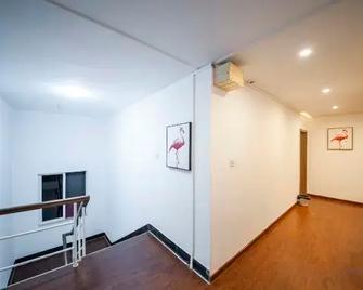 Fabulous Time Inn - Guilin - Pasillo