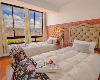 3 bedroom apartment with garage and breakfast - Cusco - Bedroom