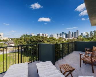Olive Apartments - Miami - Balcony