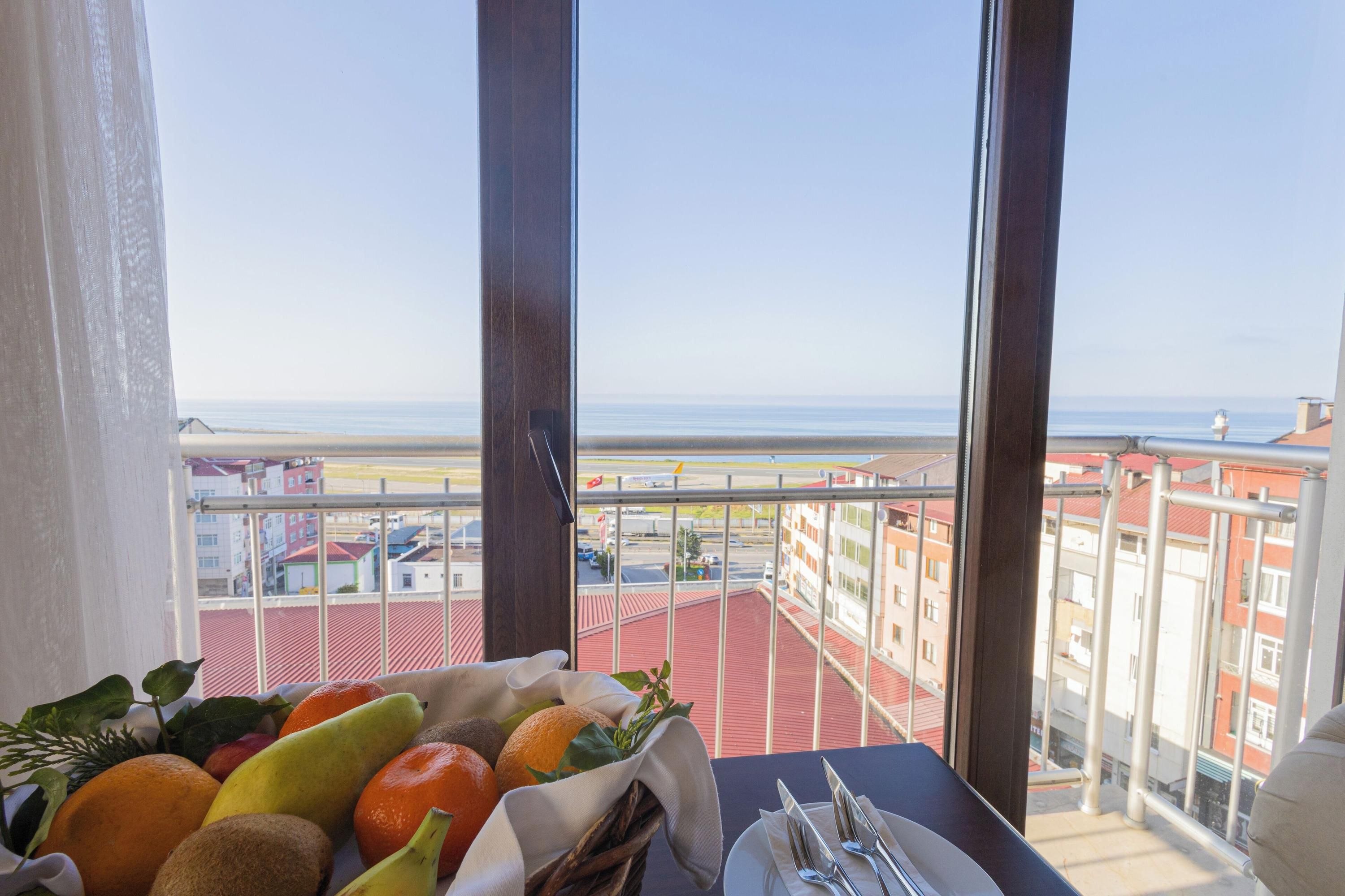 Anemon Trabzon Otel - טראבזון - מרפסת