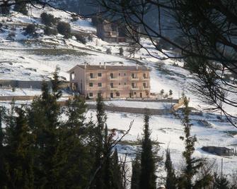 Anerada Hotel - Kalavryta - Building
